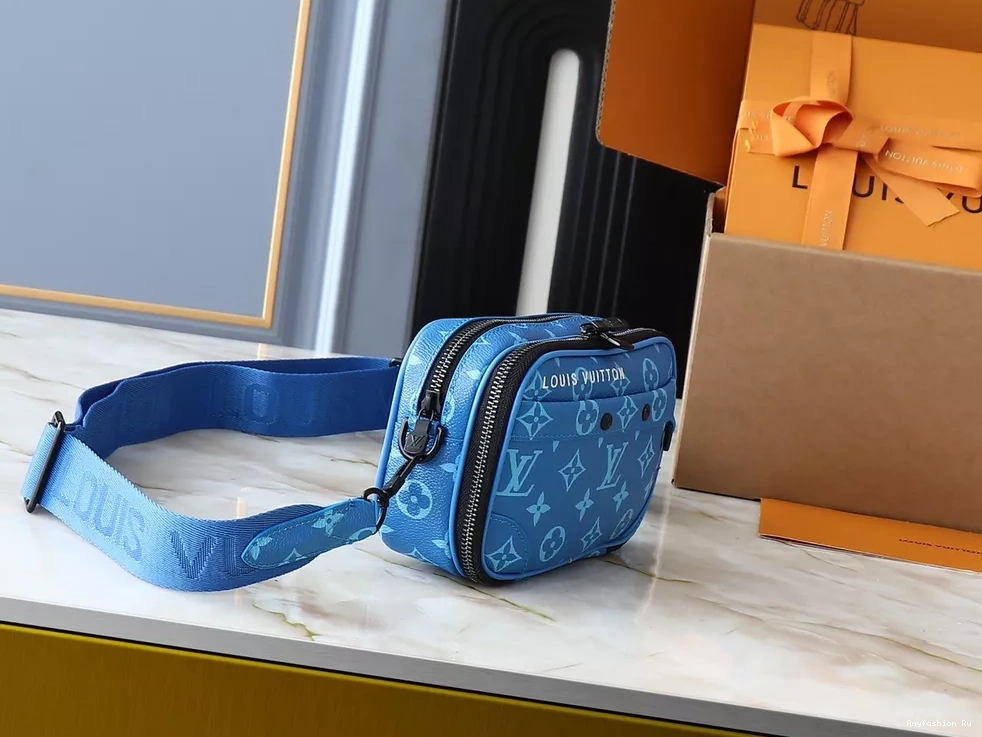 Louis Vuitton Versatile Bags Unisex Messenger For 698 1127